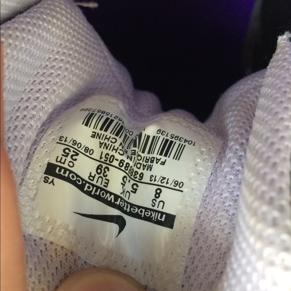 Nike - Picture 6 of 7